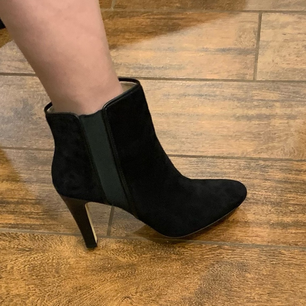 🔥Black Ankle Boots🌟Banana Republic - Picture 2 of 15